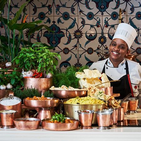 Отель The Oyster Box Умхланга Экстерьер фото Indian cuisine